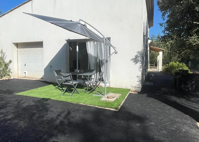 Logement tout confort au calme entre Saint Tropez et les Gorges du Verdon
